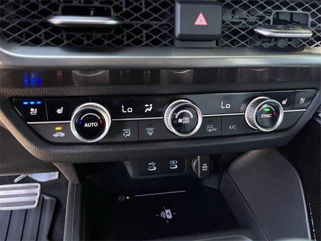 Used 2025 Platinum White Pearl Acura A-Spec Package image 20