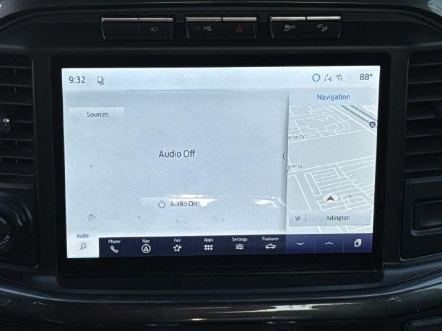 Used 2021 Oxford White Ford XLT image 16