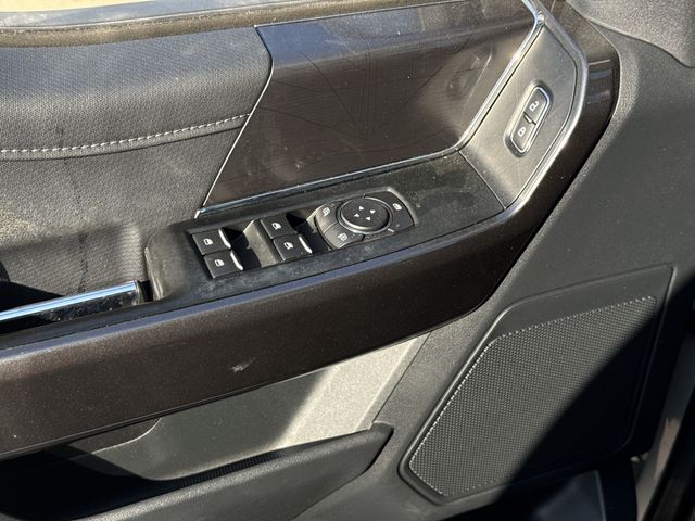 Used 2021 Oxford White Ford XLT image 23
