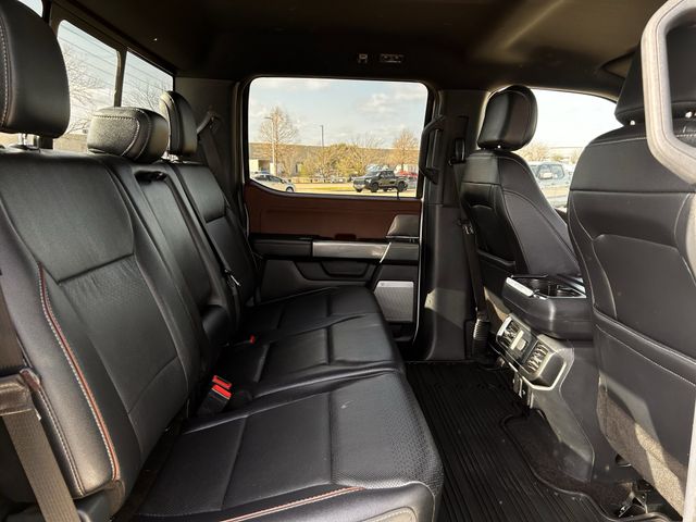 Used 2022 Star White Metallic Tri-Coat Ford Lariat image 31