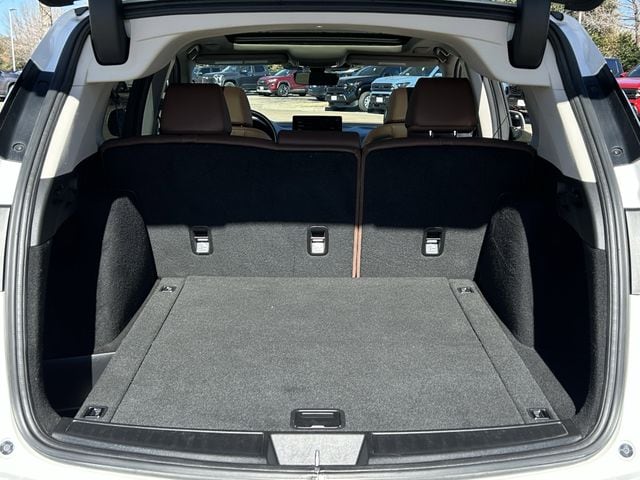 Certified Used 2022 Platinum White Pearl Acura Technology Package image 36