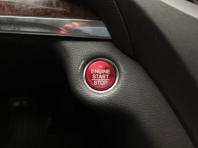 Used 2020 Platinum White Pearl Acura 3.5L image 23