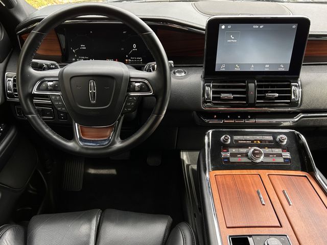 Used 2018 Burgundy Velvet Metallic Tinted Clearcoat Lincoln Premiere image 12