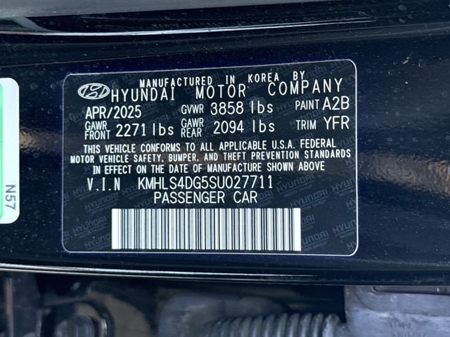 Used 2025 Abyss Black Hyundai SEL Convenience image 30