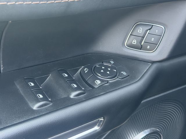2021 Ford Expedition Platinum - Photo 26