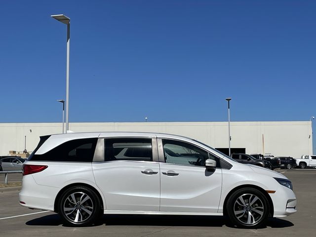 Used 2023 Platinum White Pearl Honda Touring image 3