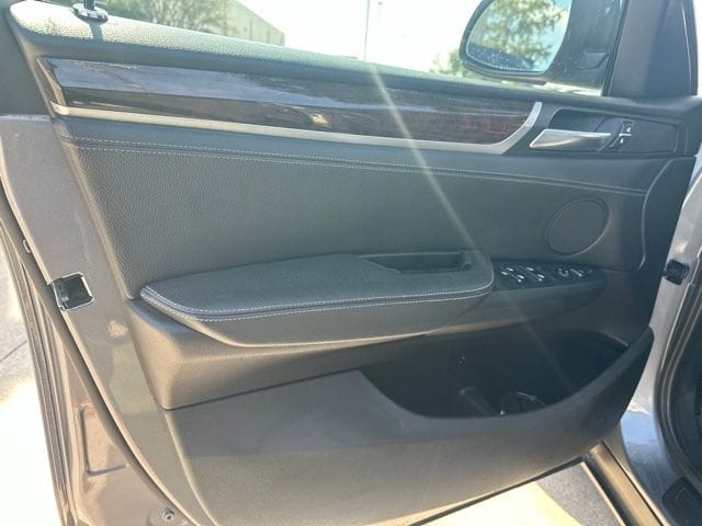 Used 2015 Space Gray Metallic BMW xDrive35i image 8