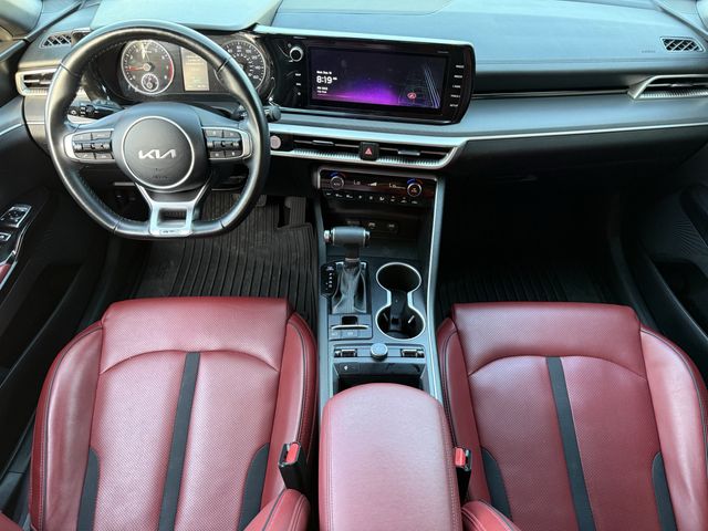 Used 2024 Wolf Gray Kia GT-Line image 10