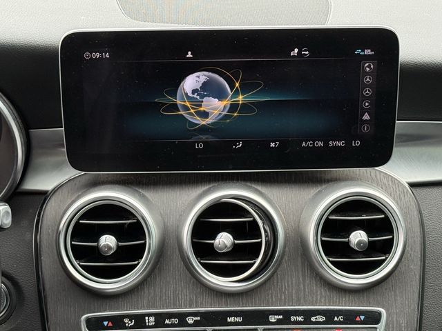 Used 2020 Polar White Mercedes-Benz C 300 image 16