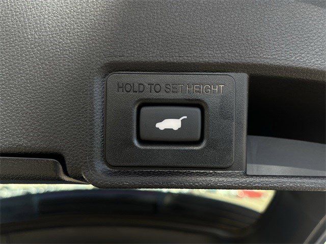 Used 2026 Majestic Black Pearl Acura Technology Package image 34
