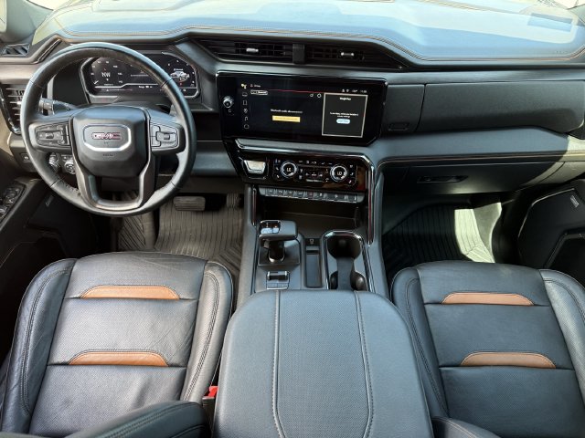 Used 2024 Onyx Black GMC AT4 image 10