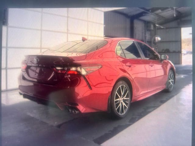 Used 2023 Supersonic Red Midnight Black Metallic Toyota SE image 3