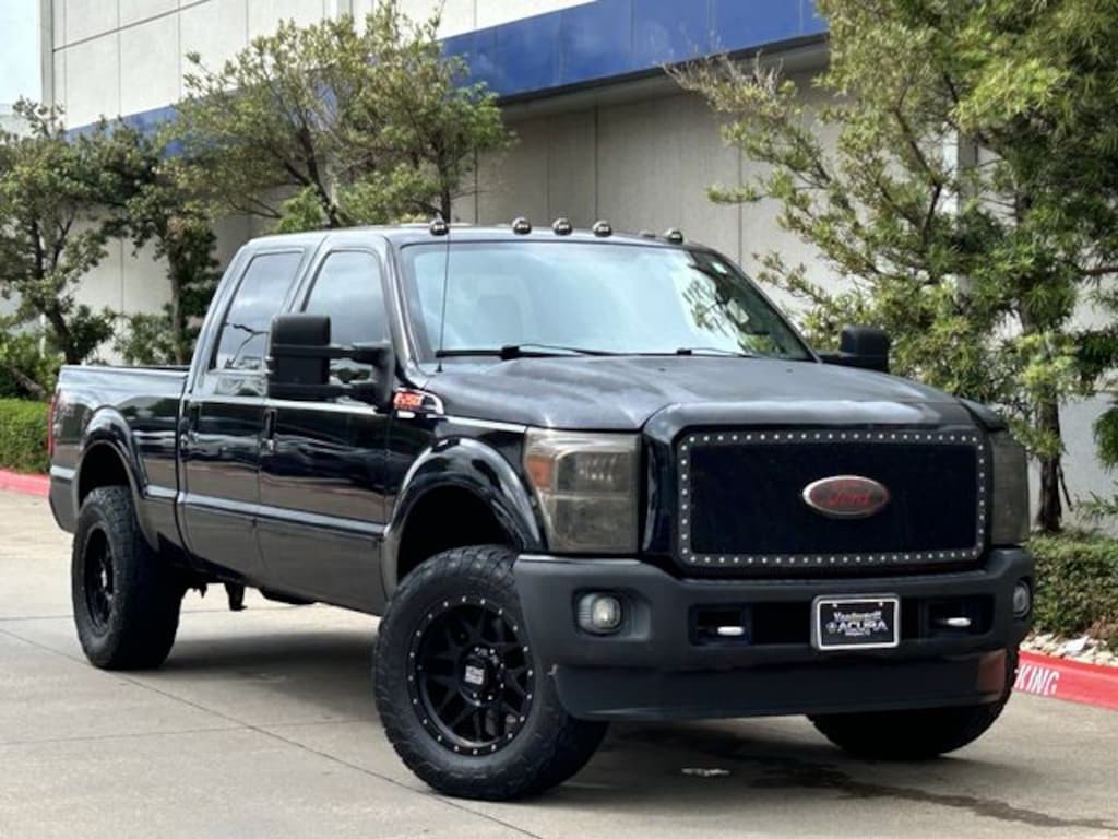 Used 2016 Ford F-250 Lariat Truck Crew Cab