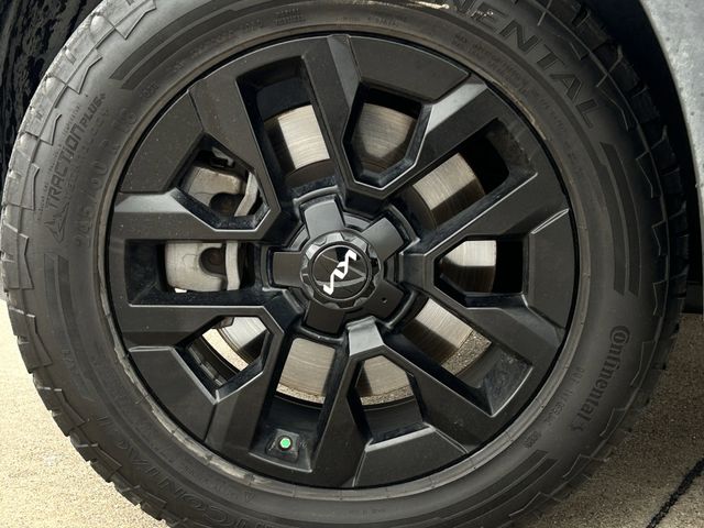 Used 2024 Gravity Gray Kia SX X-Pro image 10