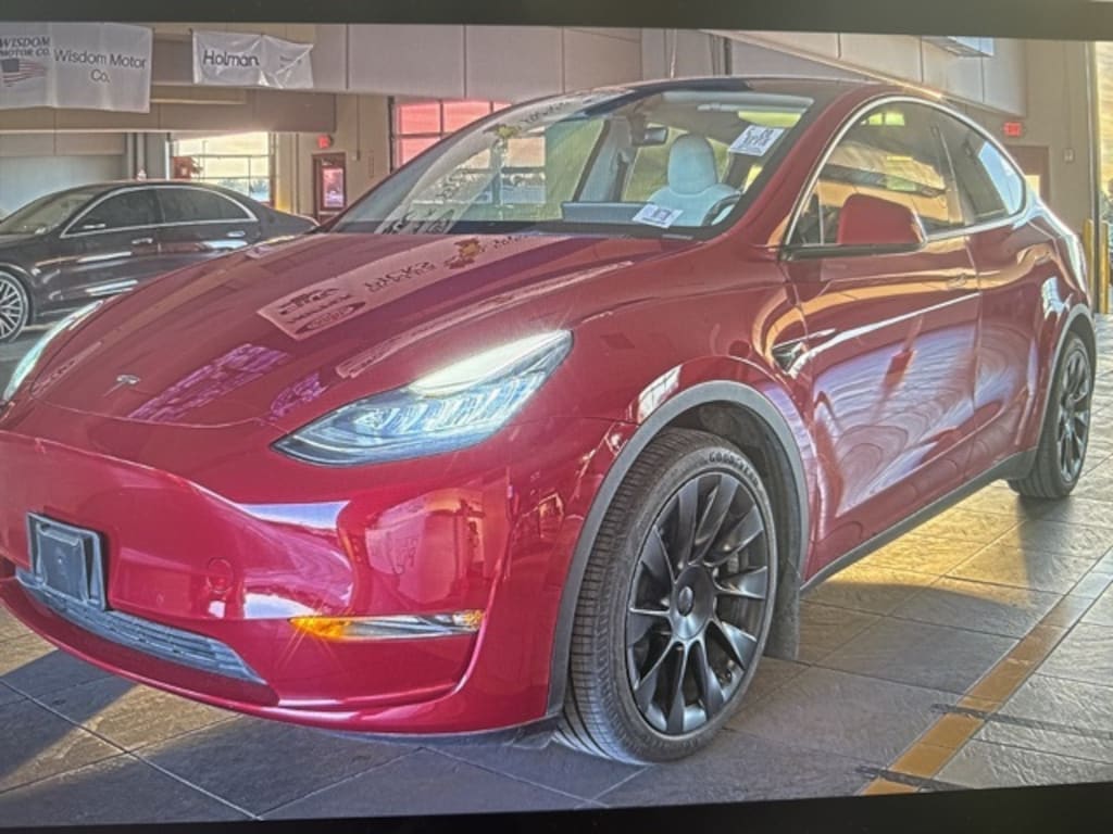 Used 2022 Tesla Model Y Long Range SUV