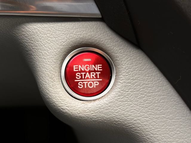 Used 2020 Lunar Silver Metallic Acura 3.5L image 22