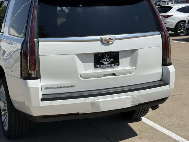 Used 2020 Crystal White Tricoat CADILLAC Platinum Edition image 6