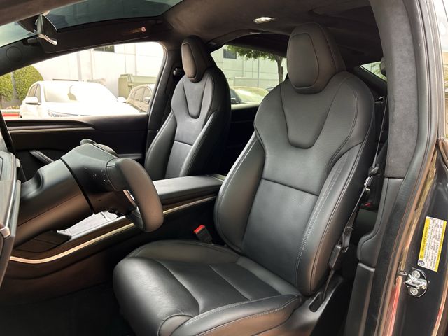 Used 2024 Stealth Gray Tesla Base image 25