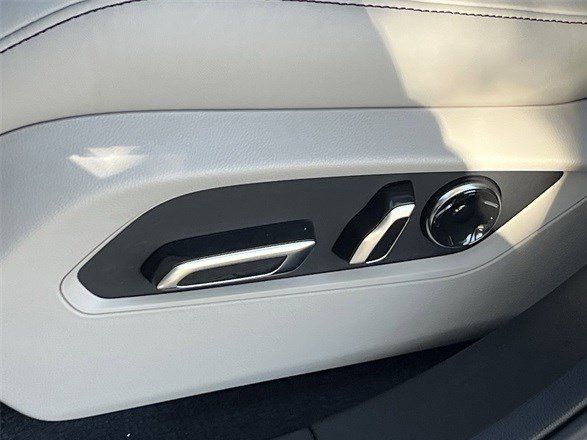 New 2026 Platinum White Pearl Acura Technology Package image 30