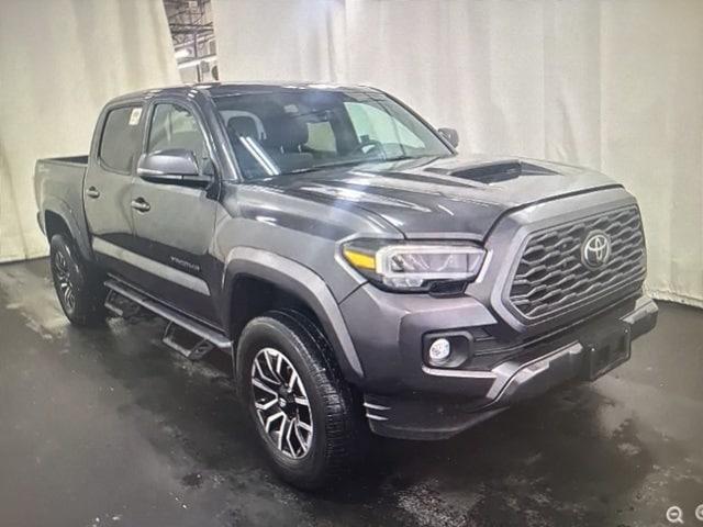 2022 Toyota Tacoma TRD Sport's photo