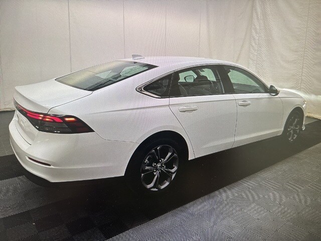 2023 Honda Accord EX photo 3