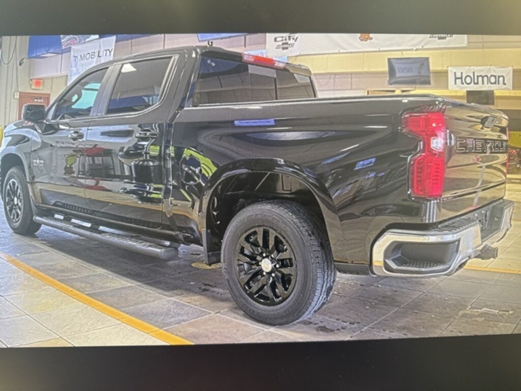 Used 2019 Chevrolet Silverado 1500 LT Truck Crew Cab