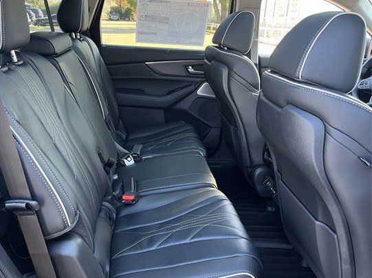 New 2026 Platinum White Pearl Acura SH-AWD Advance Package image 31