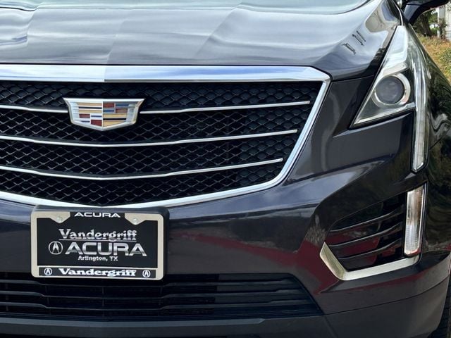 Used 2018 Dark Granite Metallic CADILLAC Base image 11