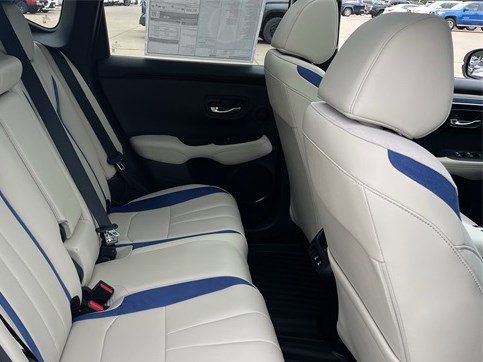 Used 2025 Platinum White Pearl Acura A-Spec Package image 31