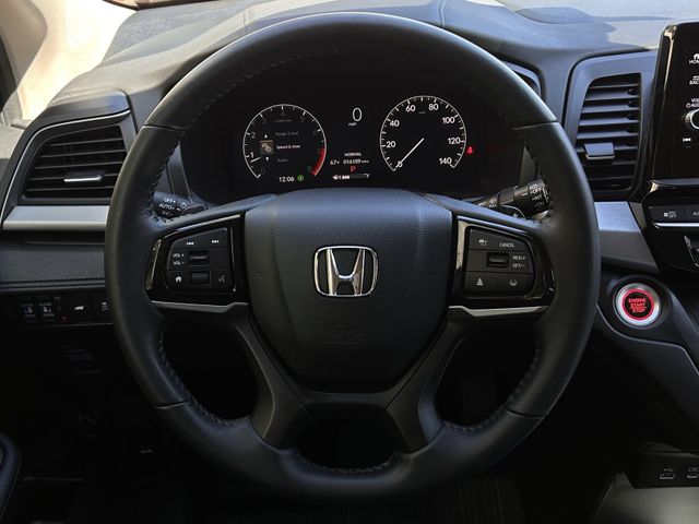 Used 2025 Modern Steel Metallic Honda EX-L image 13