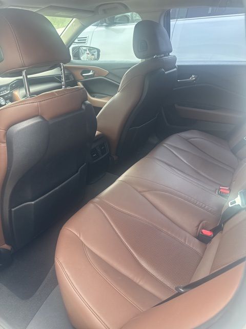 Used 2021 Platinum White Pearl Acura Technology Package image 12