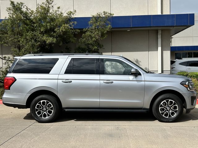 Used 2024 Iconic Silver Metallic Ford XLT image 3