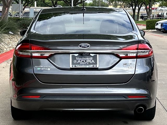 Used 2018 Magnetic Metallic Ford SE Luxury image 5