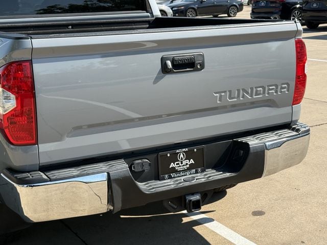 Used 2020 Cement Toyota SR5 image 6