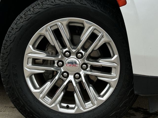 Used 2021 White Frost Tricoat GMC SLT image 10