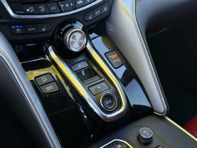 2025 Acura TLX A-SPEC Package - Photo 18