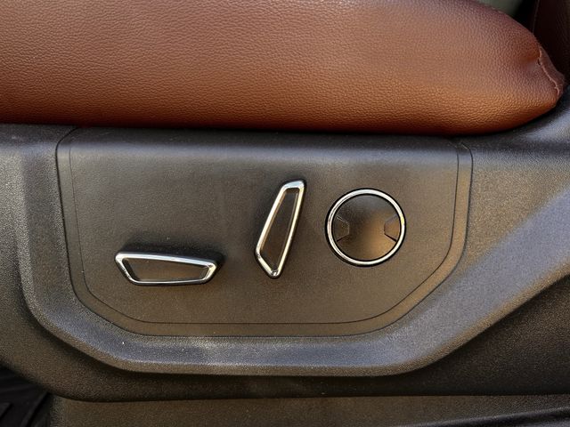 Used 2022 Agate Black Metallic Ford Limited image 27