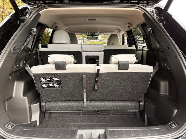 Used 2026 Black Diamond Mitsubishi SE image 33