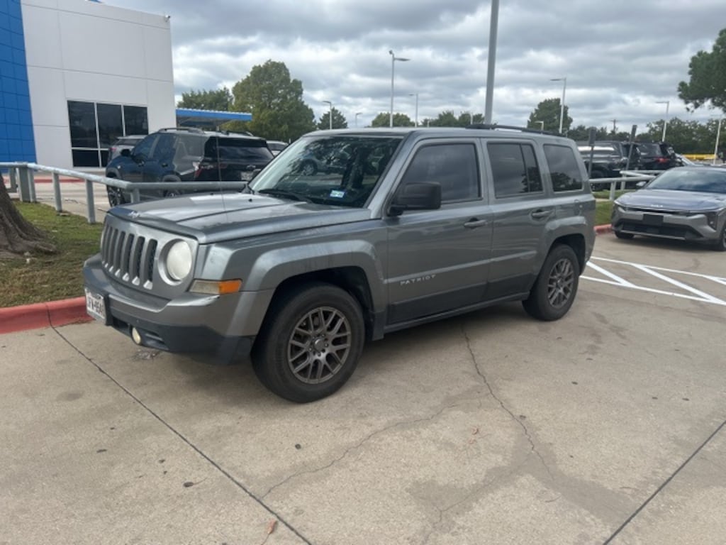 Used 2014 Jeep Patriot Sport FWD SUV