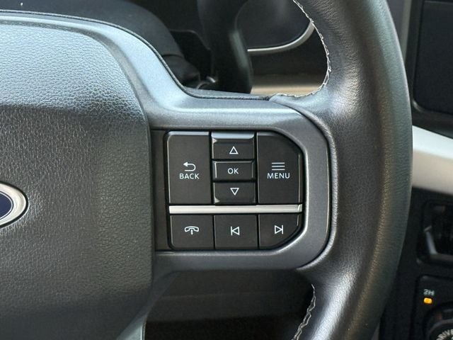 Used 2023 Agate Black Metallic Ford XLT image 14