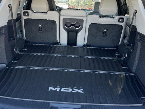 New 2026 Solar Silver Metallic Acura FWD Technology Package image 30