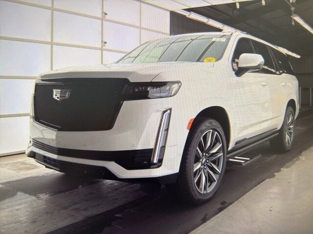 2021 Cadillac Escalade Sport Platinum photo 2