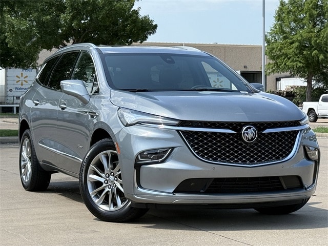 Used 2024 Buick Enclave Avenir with VIN 5GAEVCKW4RJ115509 for sale in Arlington, TX