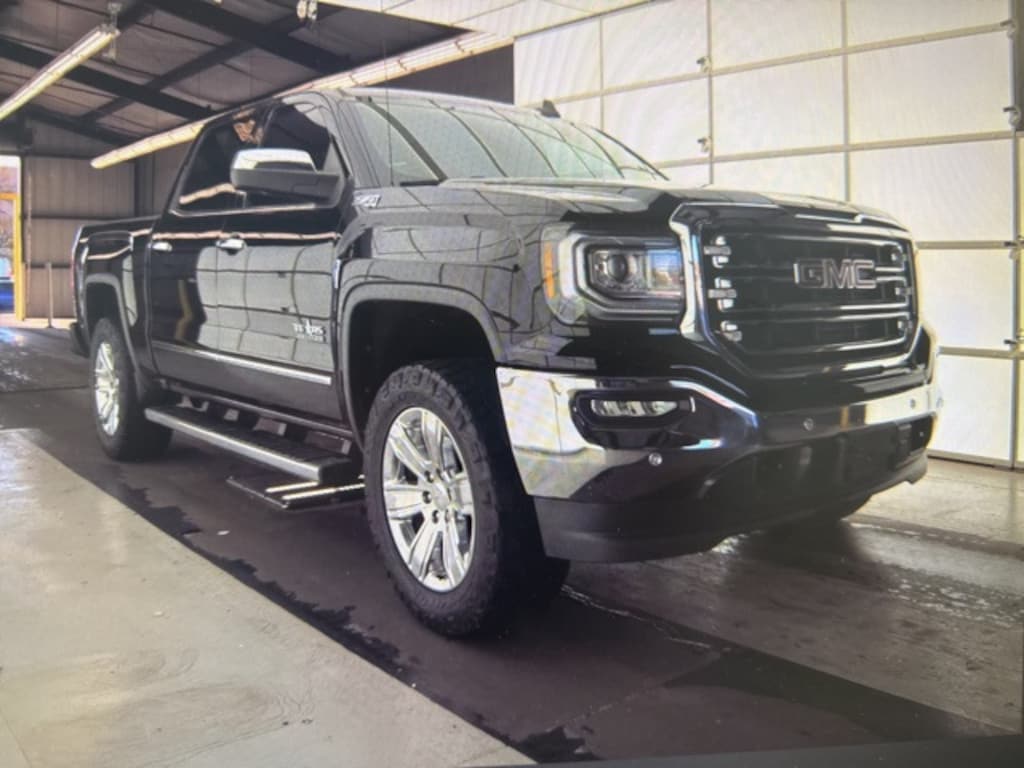 Used 2017 GMC Sierra 1500 SLT Truck Crew Cab