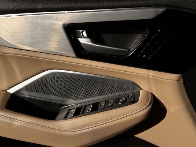 Certified Used 2025 Majestic Black Pearl Acura Technology Package image 24