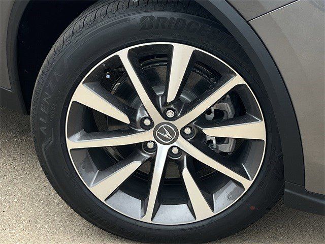 Used 2026 Liquid Carbon Metallic Acura Technology Package image 10