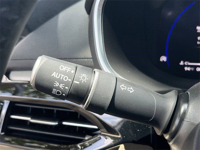 New 2026 Platinum White Pearl Acura FWD image 23