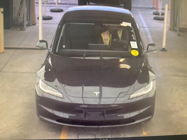 2025 Tesla Model 3 Long Range photo 2