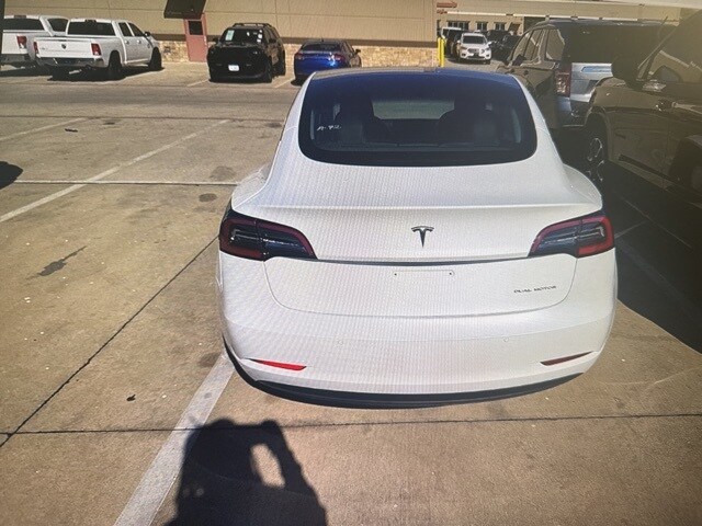 2022 Tesla Model 3 Long Range photo 4