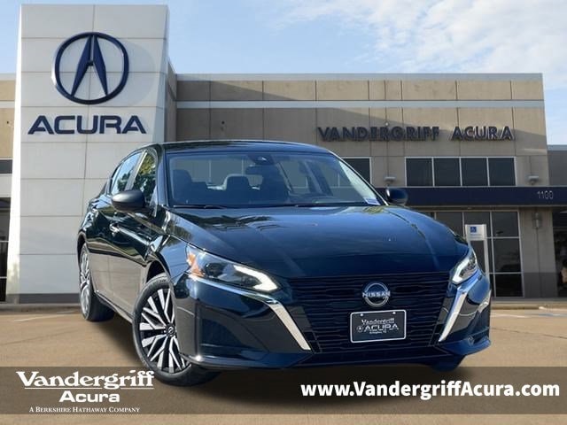 2024 Nissan Altima SV